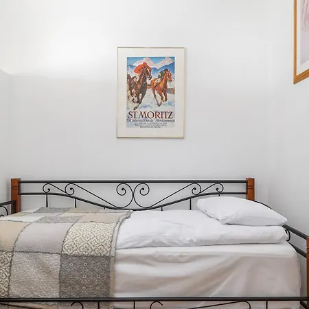 アパート One Bedroom With Balcony In By Renters