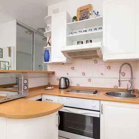 Apartment One Bedroom With Balcony In By Renters Poznan