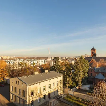 דירה One Bedroom With Balcony In By Renters