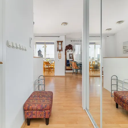 דירה One Bedroom With Balcony In By Renters פוזנן