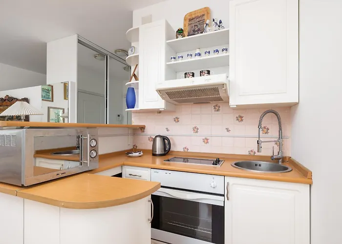 Apartment One Bedroom With Balcony In By Renters Poznan